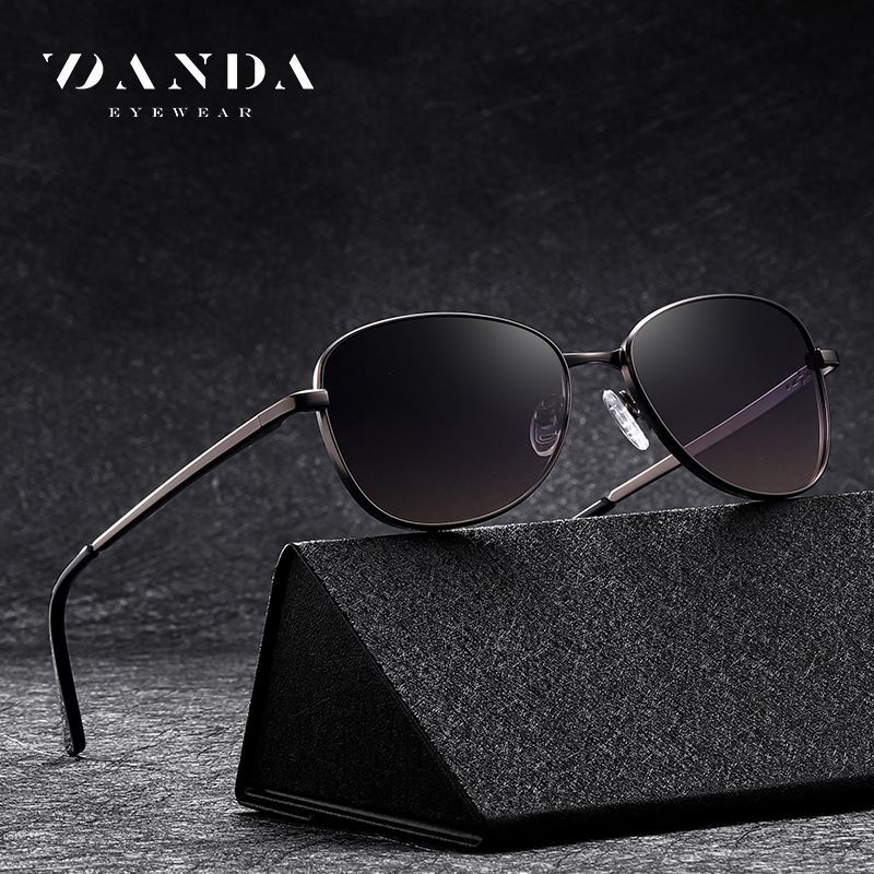 Spot wholesale gafas de sol de metal S15110 nuevos hombres gafas de sol de venta caliente transfronterizas gafas de sol polarizadas al aire libre