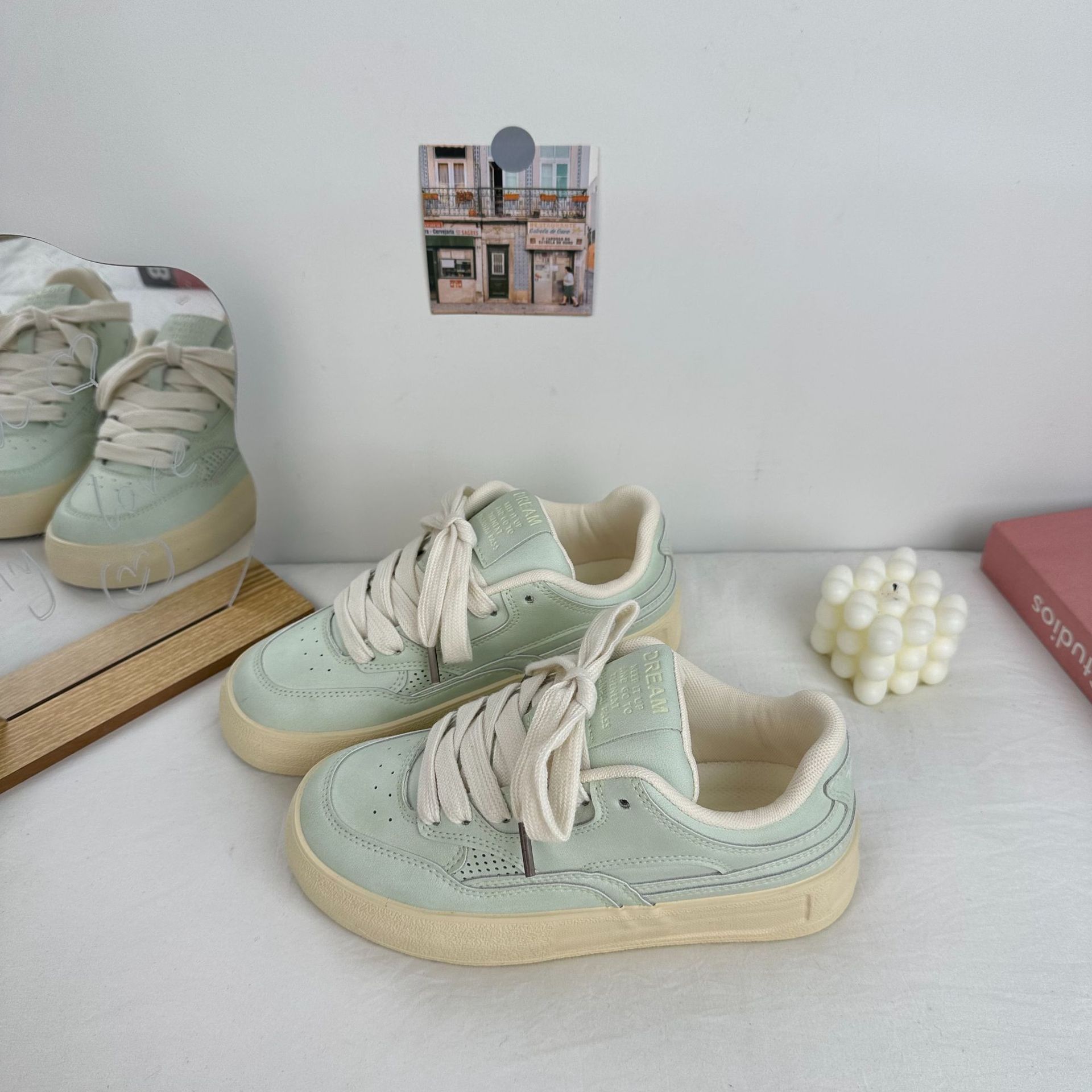 Yuanbo color sólido zapatos de skate casuales de baja altura de mujer versátil 2025 primavera nuevo nicho Harajuku zapatos de lona coreanos image 5