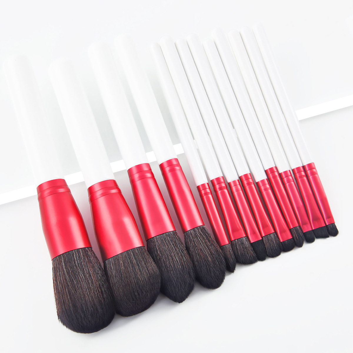 13 wäiss héichqualitativ grouss puddergräifend professionell Make-up Pinselen Set_voghion.com