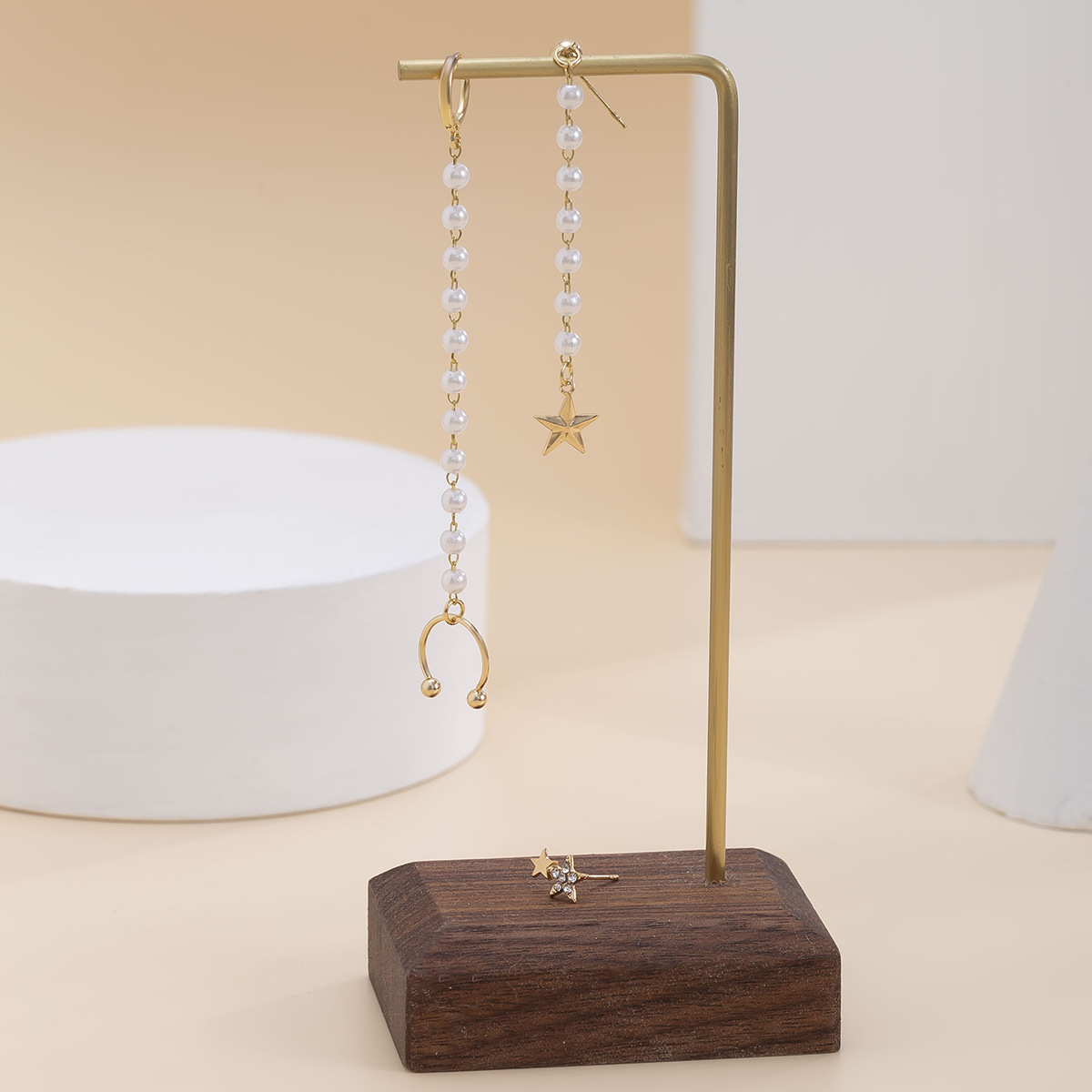 欧美跨境饰品 创意星月镶钻简约法式耳挂耳饰 不对称流苏耳扣耳钉