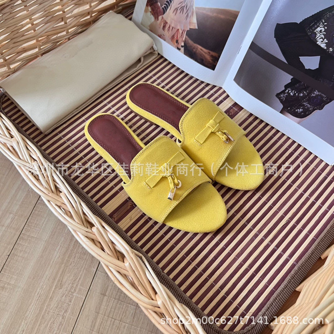 Фабрика прямых волос LP классический слово замша один педаль плоского дна повседневные тапочки 2025 новая ленивая обувь Lefu