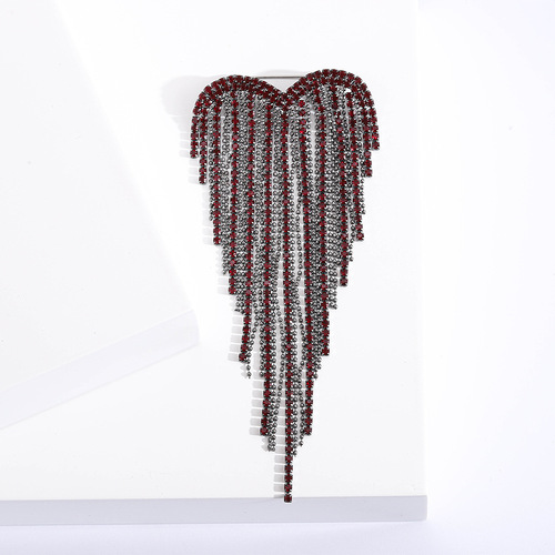 Love tassel brooch, high-end women's ins trendy white-collar suit collar pin decoration, creative and versatile accessories pin
