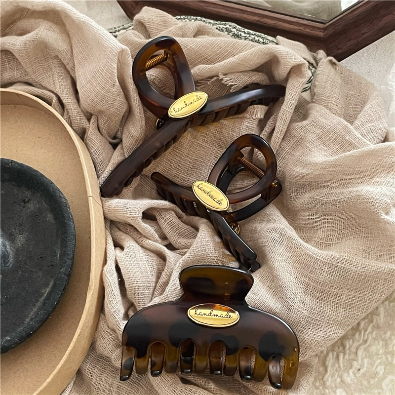 Elegant retro green hairgrip