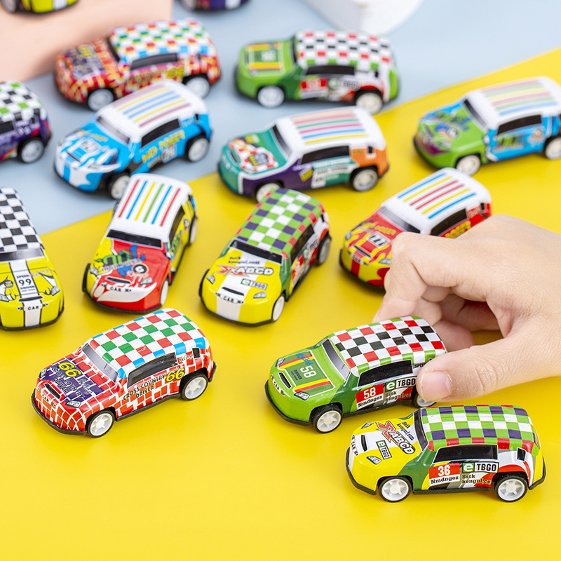 合金のブリキ車の子供のシミュレーションのおもちゃの模型の置物のばら売りの車の震え音の爆発的な屋台のおもちゃ|undefined