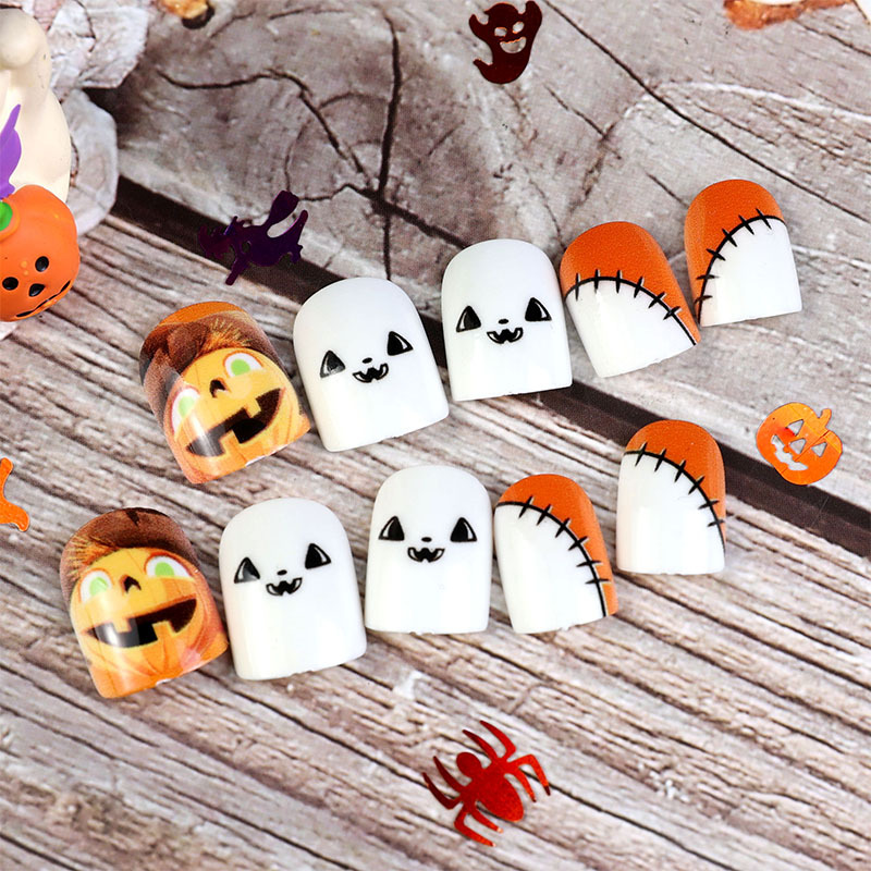 Halloween corto cuadrado uñas pieza Ghost bat desgaste uñas acabado manicura Ins Comercio exterior falso uñas al por mayor