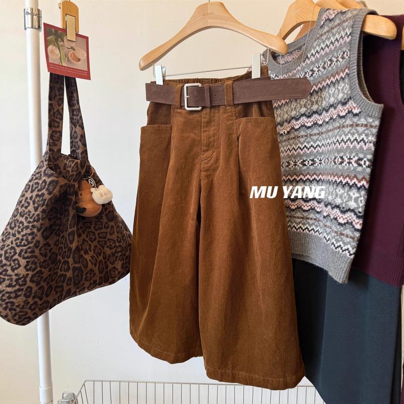 Featured in This Issue! Korean Pocket Corduroy Cropped Pants Loose Wide-Leg Straight Pants for Women