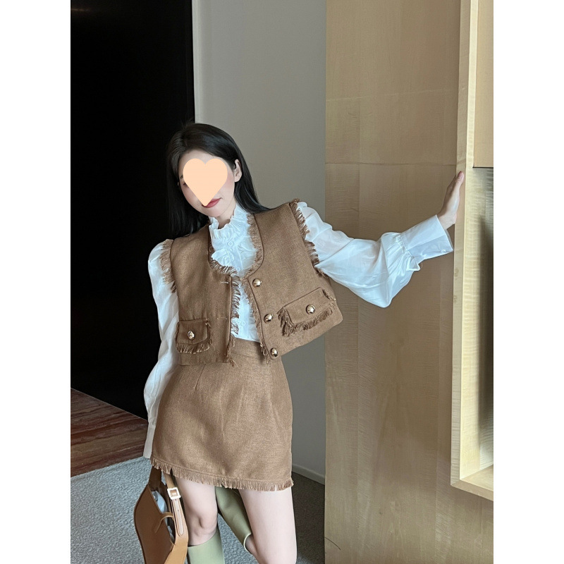 法式氣質套裝小香風馬甲背心泡泡袖襯衫女裝秋季包臀半身裙三件套