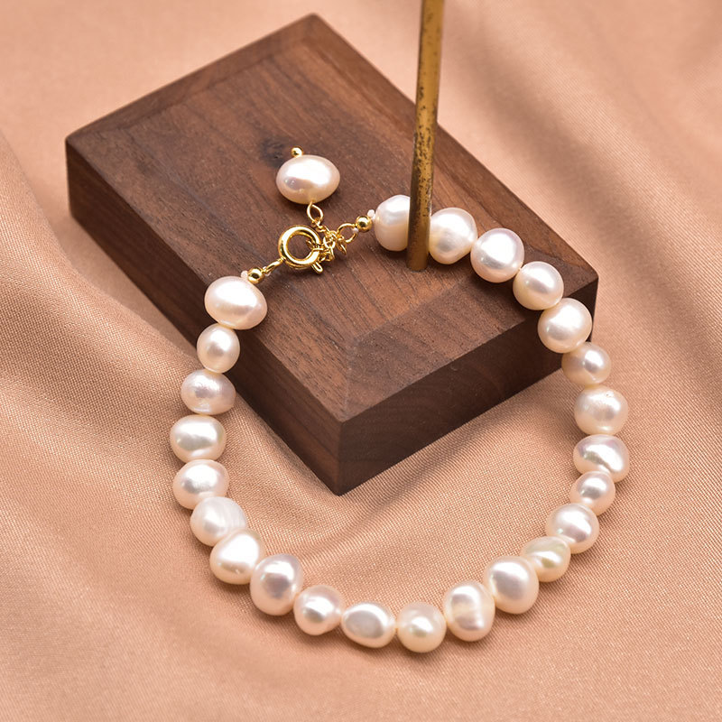 Light small pearl bracelet on both sides