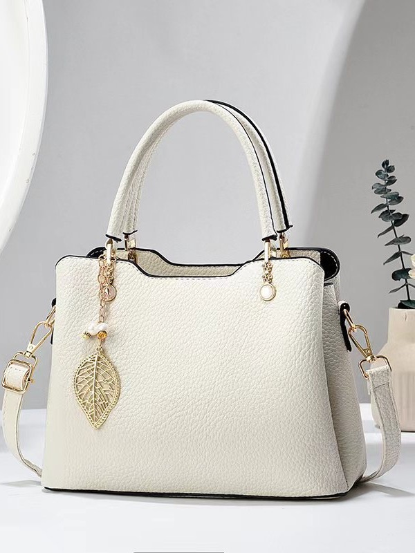 Fashionable capacious bag, genuine leather
