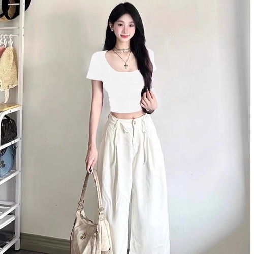 Red U-neck Short Sleeve Square Shoulder T-shirt for Women 2025 Summer Simple Hot Girl Fashion Fitted Slimming Short Top