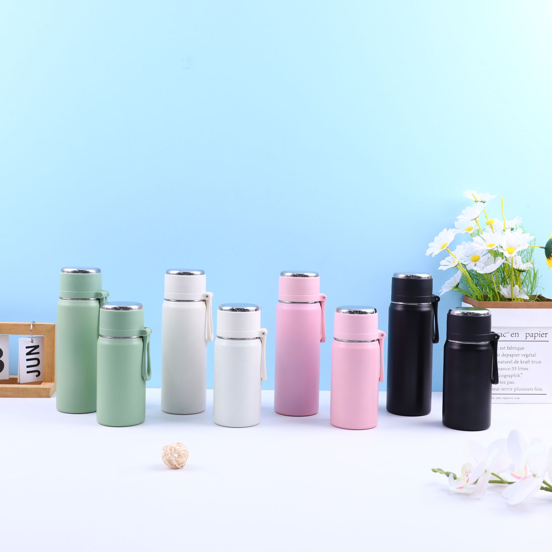 Pequeño fresco nuevo 316 taza de aislamiento de acero inoxidable para estudiantes, mujeres y hombres bala taza de agua portátil doble al aire libre