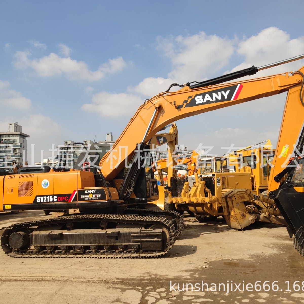 三一21吨挖掘机二手三一215-9挖掘机  现货转让