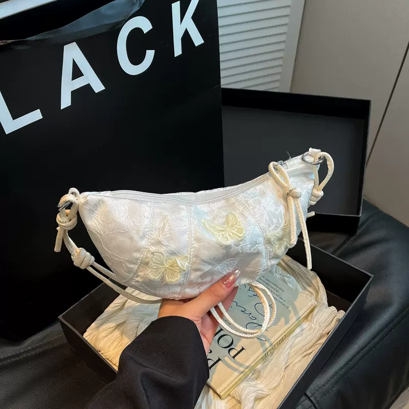 新中式蝴蝶刺绣斜挎包女包2025新款国风单肩包高级感时尚饺子包包