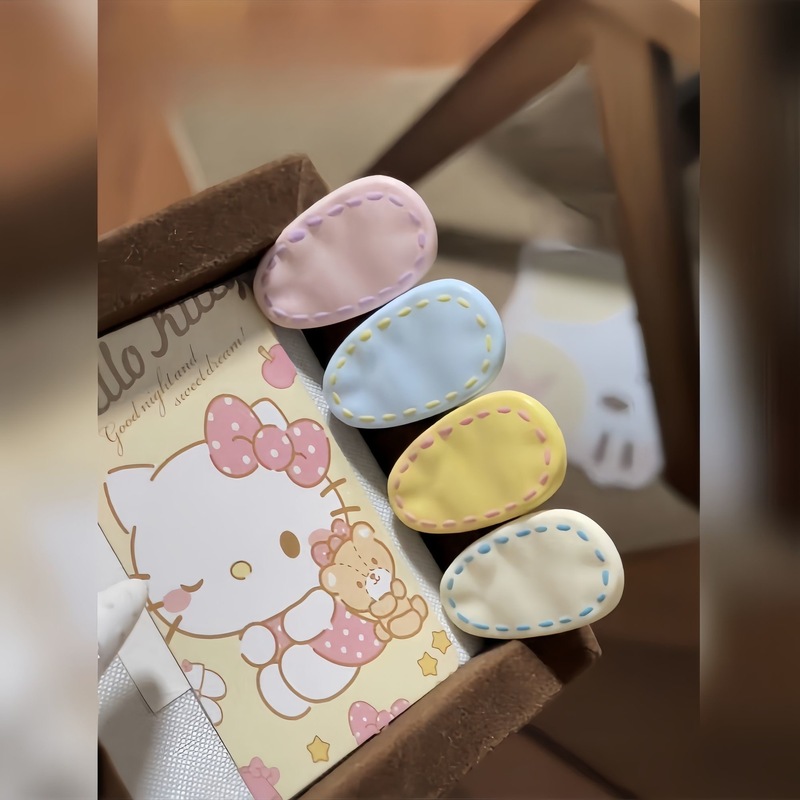 ネットの赤い金のかわいい図案の猫の甘い少女の前髪は子供の髪を挟んで漫画を挟みます。|undefined