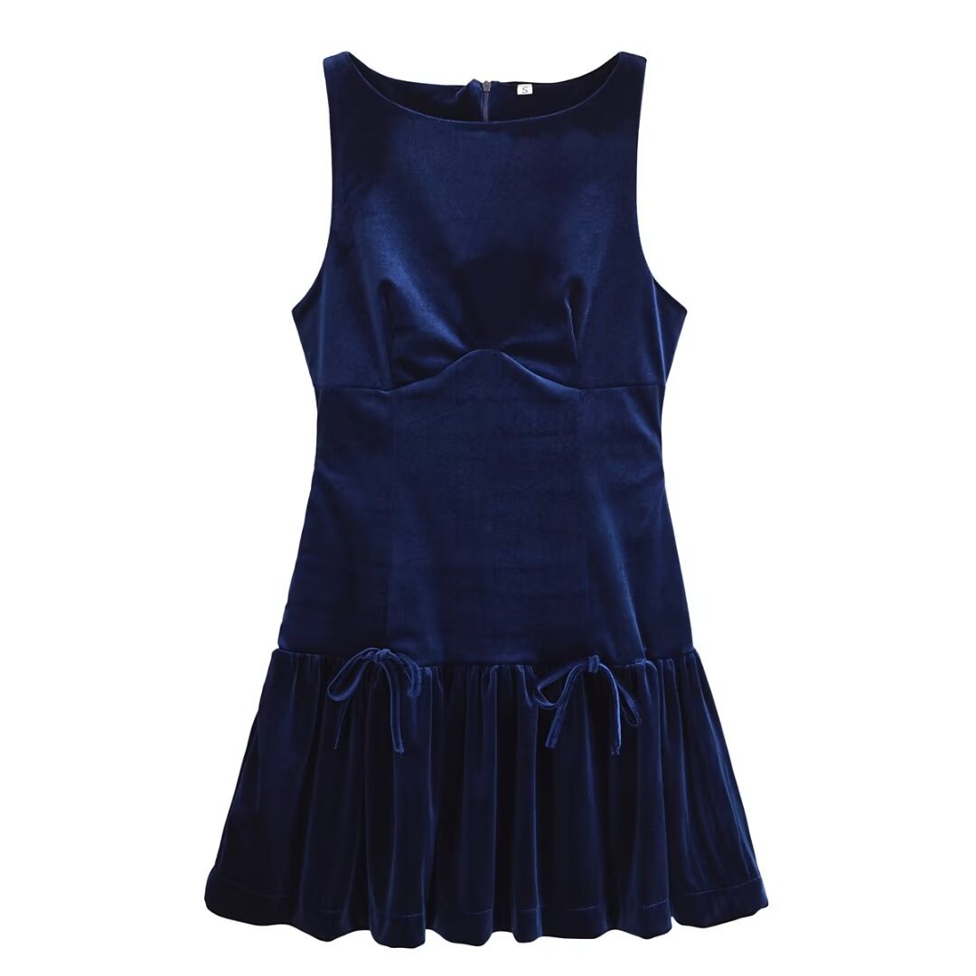 Autumn solid color dress with sleeves with bow sleevless