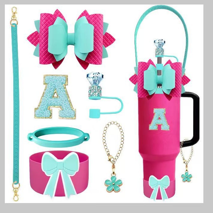 Accesorios de taza Stanley colgante de cuerda de mano flor de silicona gorra de paja de peluche colgante de taza cadena de taza de color cubierta de taza