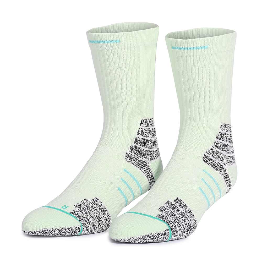 Calcetines de toalla gruesos para hombres y mujeres, calcetines deportivos profesionales, calcetines antideslizantes hasta la pantorrilla, transpirables y absorbentes del sudor, prácticos calcetines de baloncesto de élite image 10