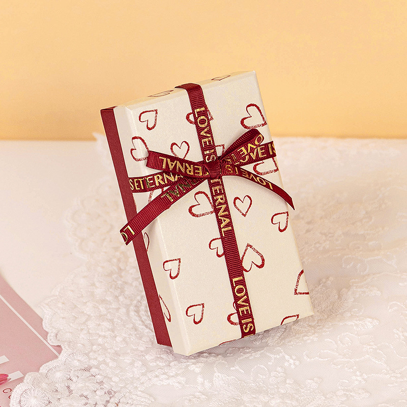 Nueva caja de regalo pequeña, exquisita caja de embalaje de lápiz labial y perfume, joyero para novia, cubierta de cielo y tierra, caja de lazo, lista para la venta