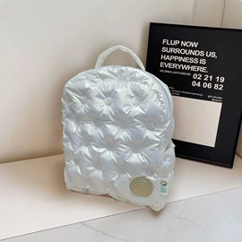 化妆包;旅行包袋;女士单肩包