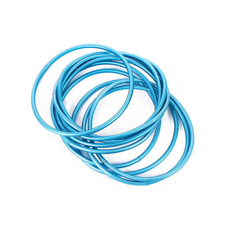 2024 Transfronterizo Amazon nueva pulsera de silicona para mujer moda simple traje de lazo pulsera al por mayor