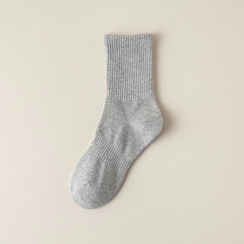 Thin summer knee socks for men and women, absorbs sweat and smell, mid-length