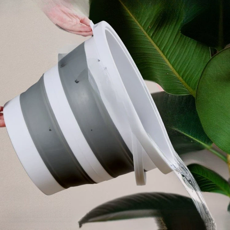 Handheld plastic bucket for traveling for home use, increased thickness