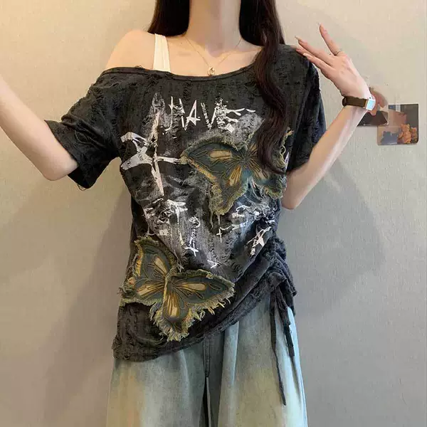 [黑灰色]