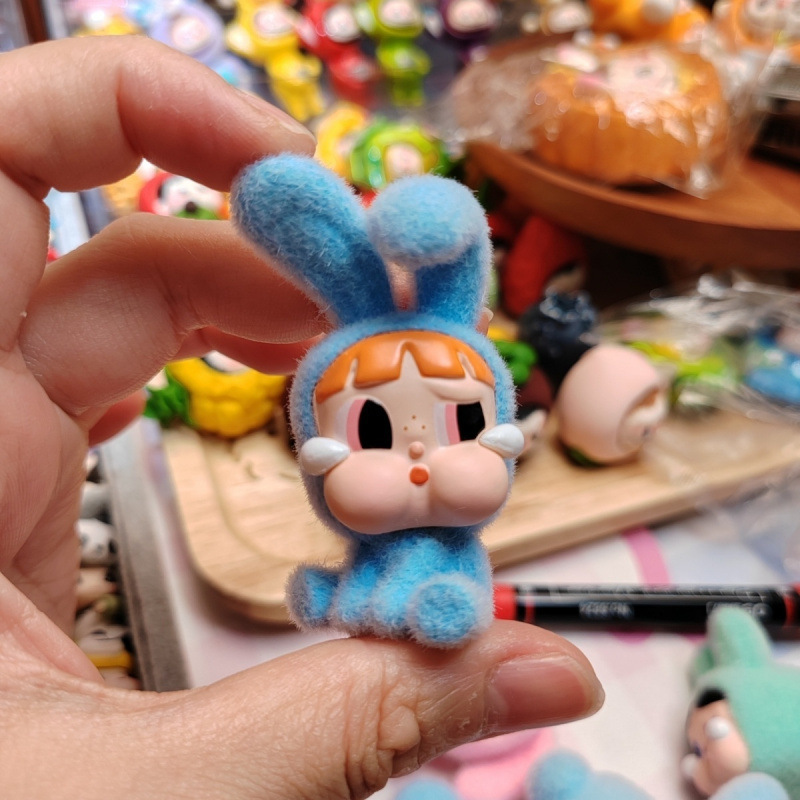 泣き虫ベビー植毛シリーズ 泣き虫ベビーうさぎちゃん 小花ちゃん PVC素材 かわいい改造ベビー キーホルダーにもなる かわいいペット|undefined