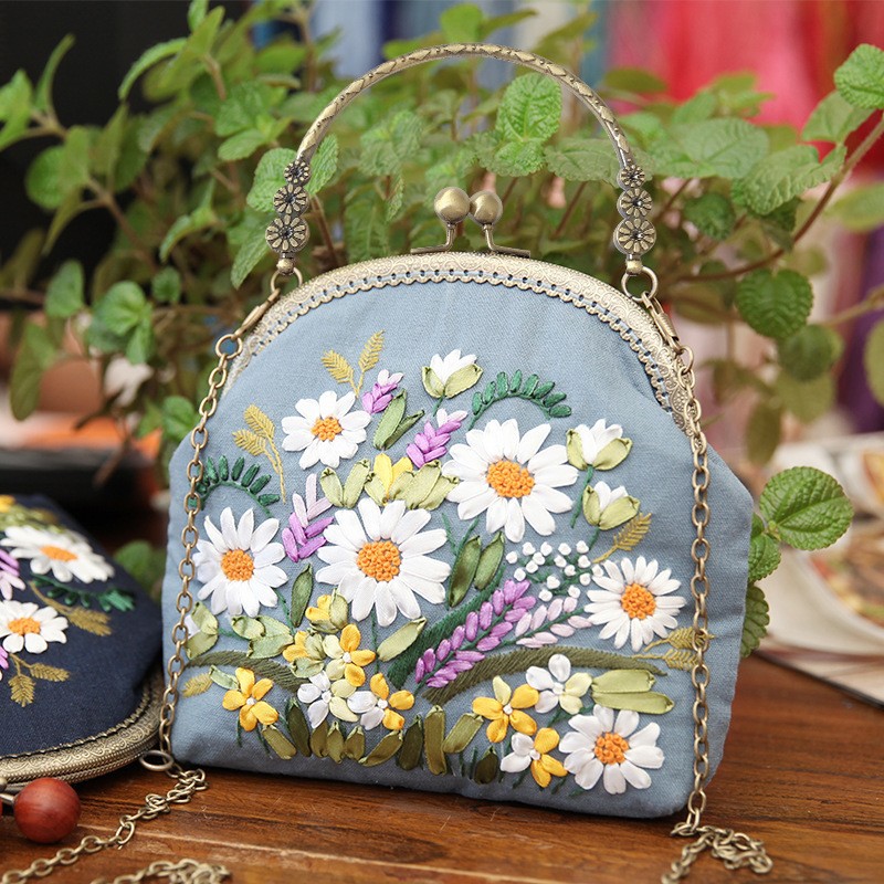 Bolso de oro bordado europeo bolsa de material hecho a mano DIY cinta bordado Suzhou bordado hecho a mano crossbody bolsa de tela