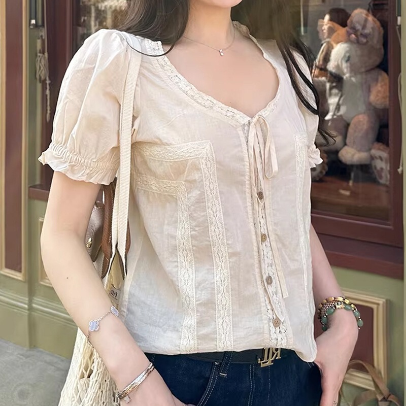 French Retro Style V-Neck Lace Lace-Up Shirt for Women, Summer Style, Milky White, Loose-Fitting, Slimming and Elegant Top