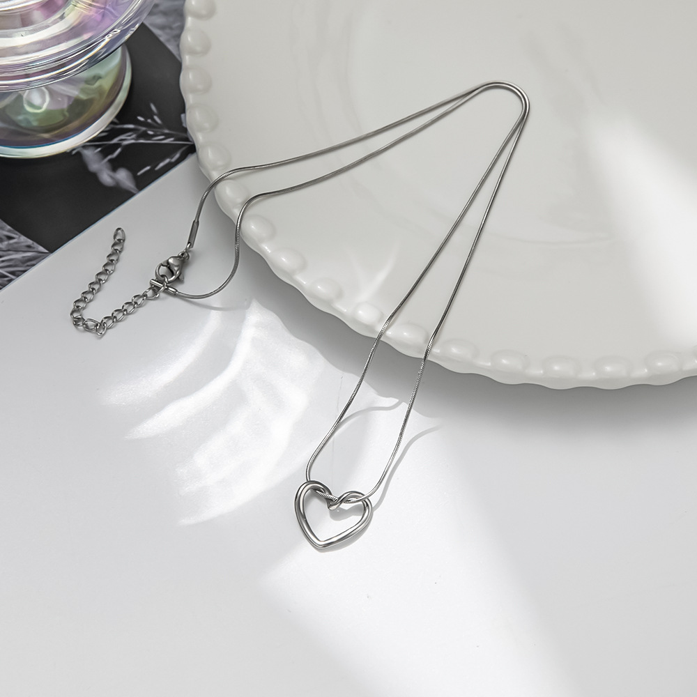 Pendant Necklace Classification Fashion Heart Shape Titanium Steel Pendant Necklace 1 Piece
