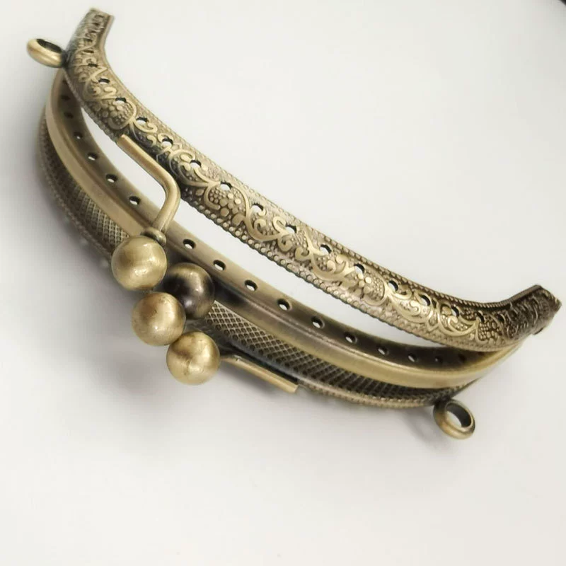 Bronze crooked accessories, 11cm, 18cm