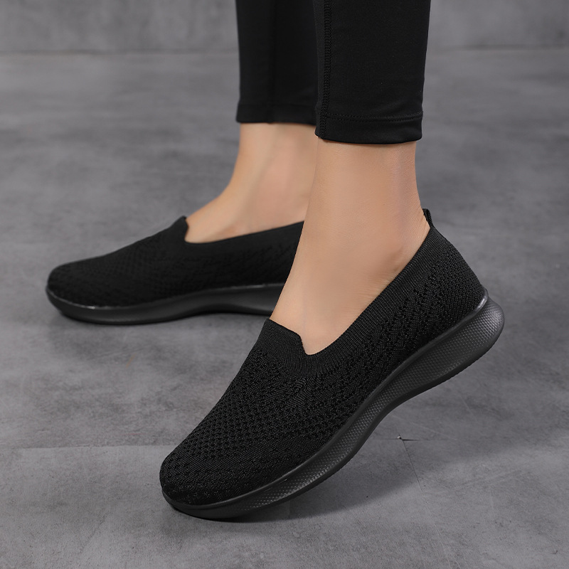Zapatos casuales deportivos para mujer zapatos de mujer de talla grande 44 zapatos de madre primavera y otoño Zapatos para caminar transpirables zapatos tejidos voladores zapatos de malla de boca baja 43