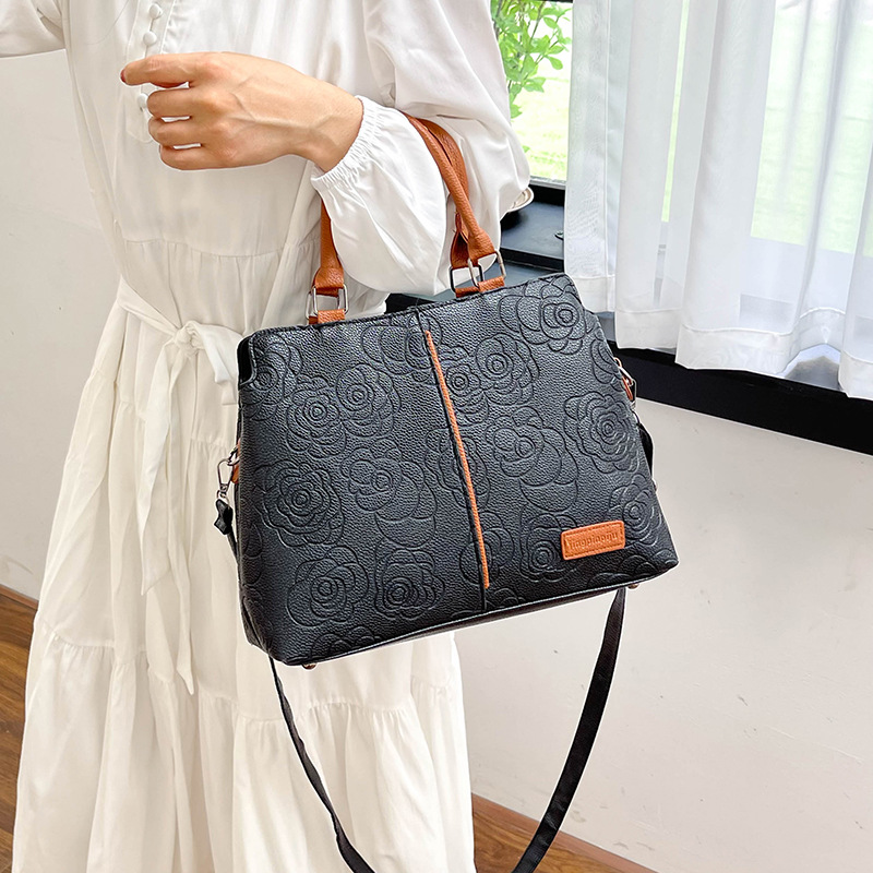 2024 new cross-border handbag, a large-capacity single-shoulder cross-border bestseller with soft leather embossed single-shoulder for women undefined
