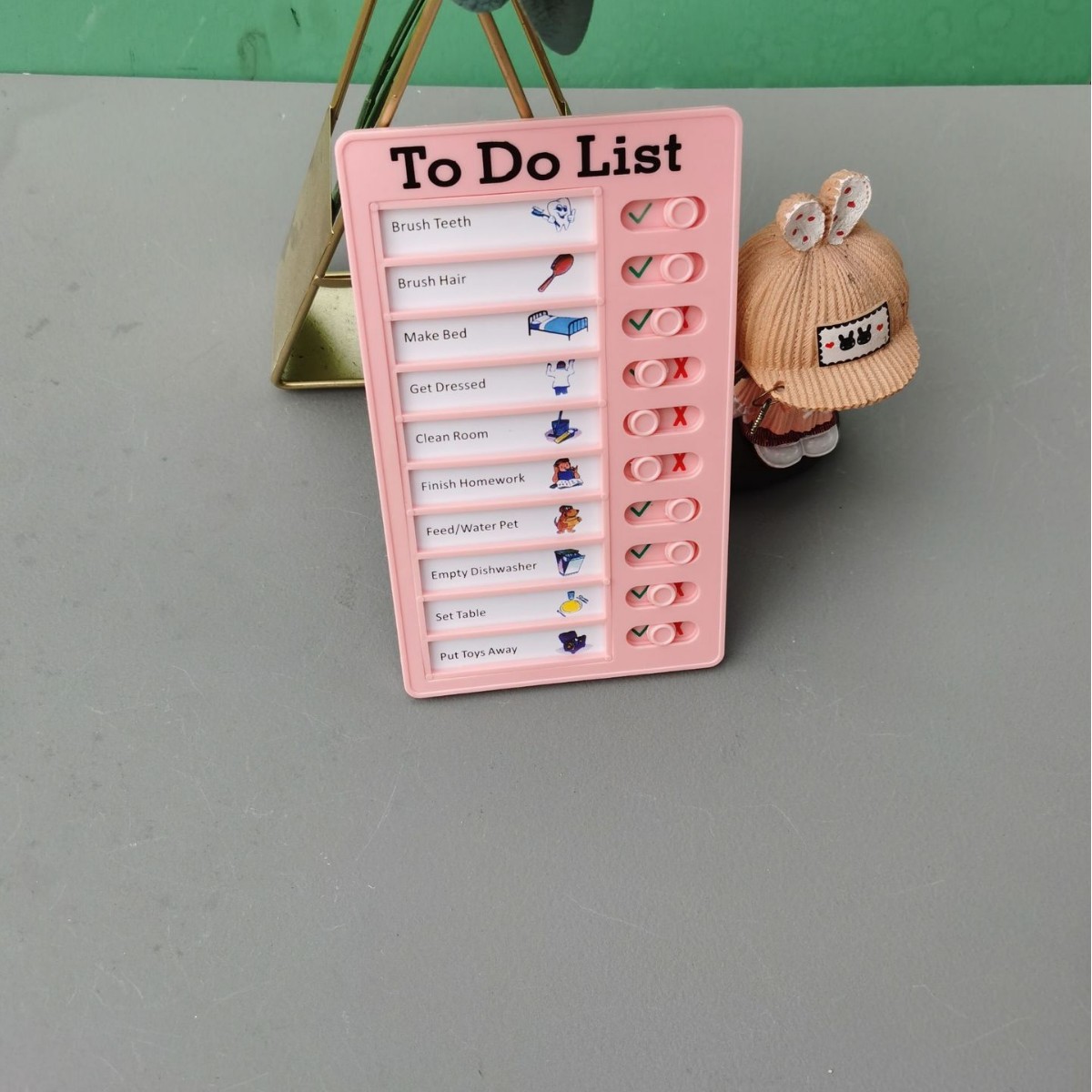 La autodisciplina tarjeta perforadora Niños Estudiantes de la escuela primaria mesa de aprendizaje buenos hábitos desarrollar planes de esta tarea de vacaciones de verano tiempo mesa de artefactos