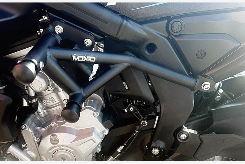 Suitable for Cfmoto 675Nk Motorcycle Racing Bumper 675Sr Bumper Front Guard Bar Anti-Fall Protection Bar Modification Accessories