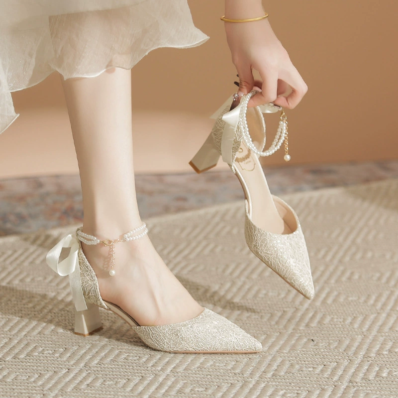 Французский дизайн женские туфли на высоком каблуке в светском стиле 2024 летние новые однослойные туфли на массивном каблуке не уставшие ноги полые сандалии женские