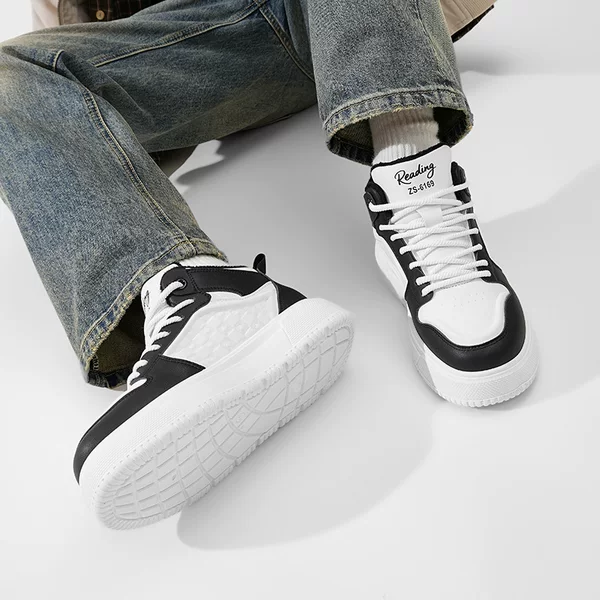 Wow, New Balance New White Sneakers for Men, Korean Style Trendy Versatile Thick-Soled Sports Casual Sneakers, Student Fashion Shoes