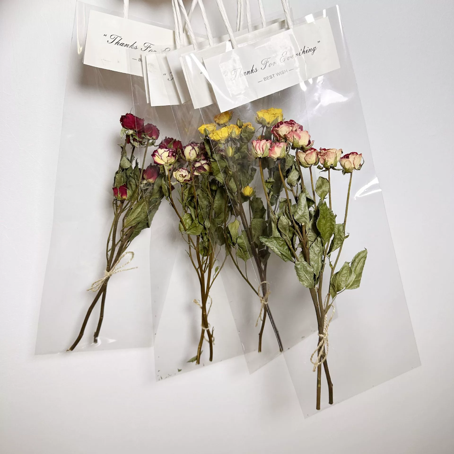 Сухой цветок Роза Настоящий цветок Гостиная Скандинавский Декоративный букет Сумка для гимнолии Маленькая свежая не забудьте подарок подруге