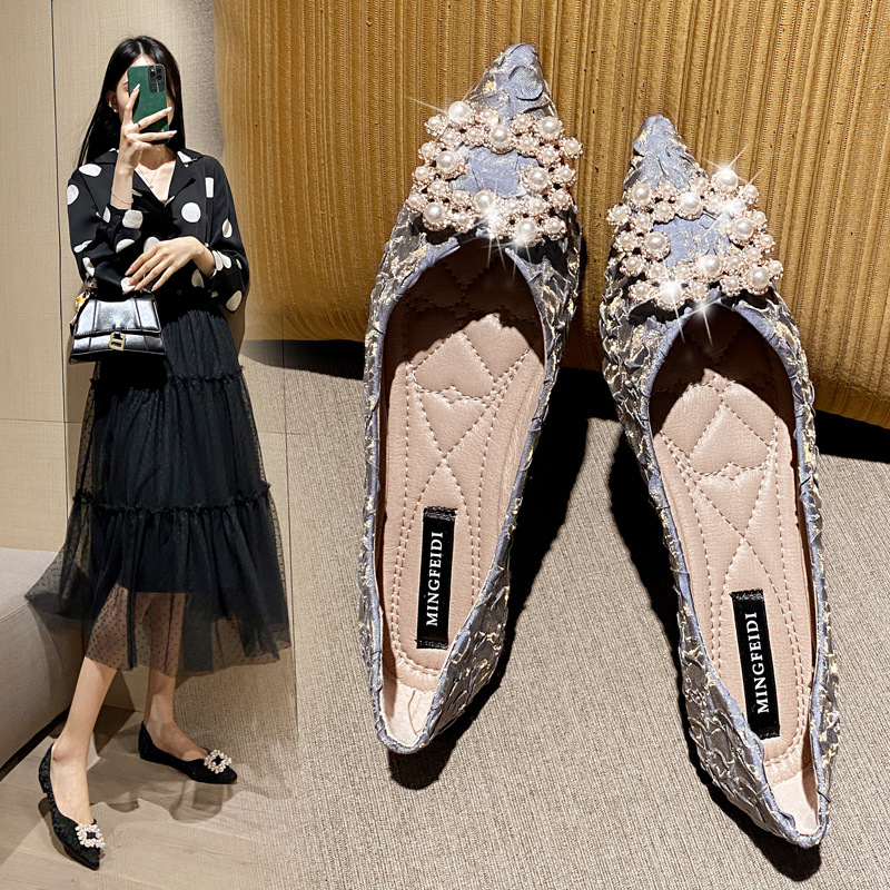 Celebridad de Internet punta puntiaguda zapatos de una sola capa para mujeres 2023 nuevos zapatos de mujer de otoño zapatos planos de corte bajo rhinestone más bombas de las mujeres del tamaño 41-43