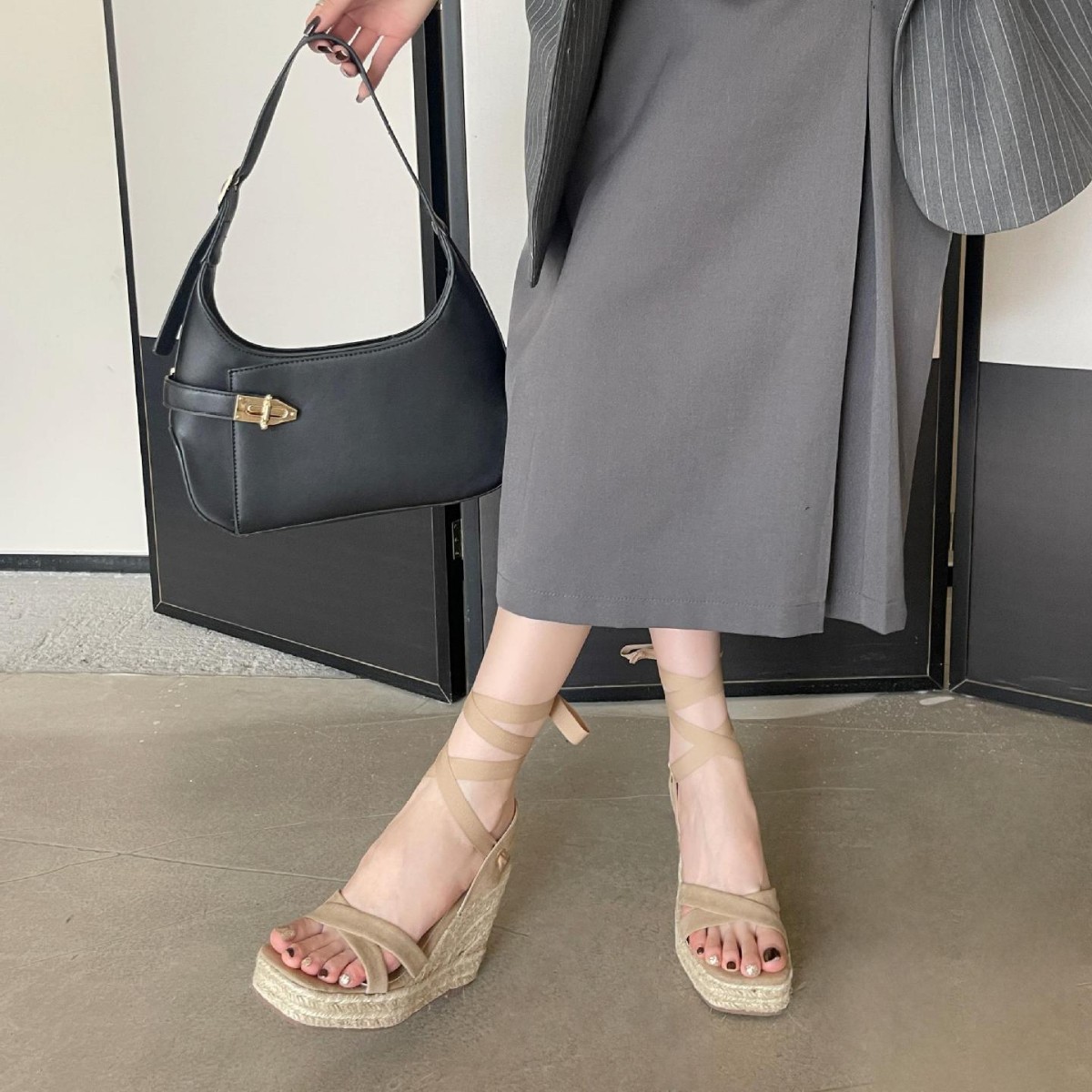 Sandales compensées à brides style français pour femmes, collection printemps, imperméables, plateforme, talons hauts, paille écologique_voghion.com