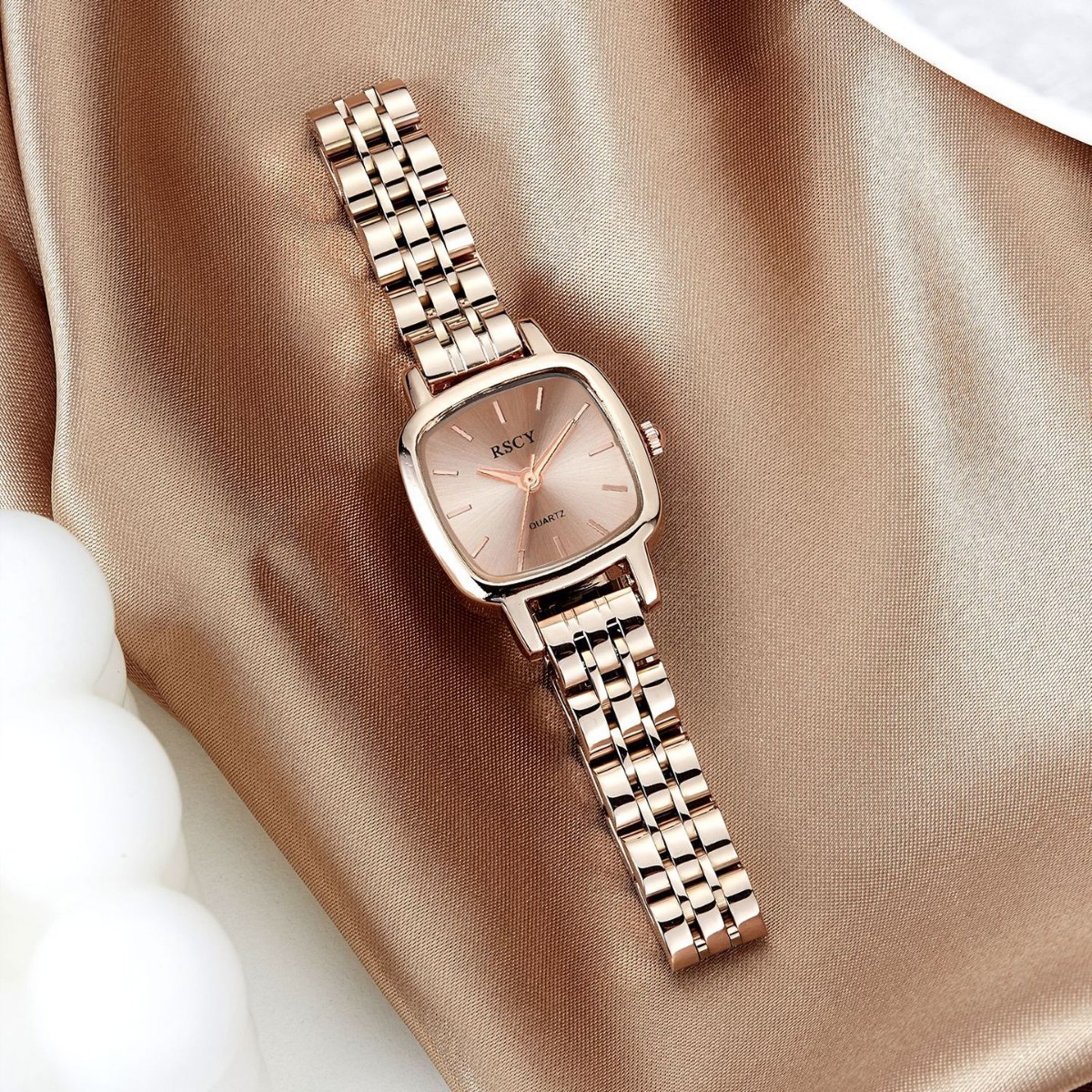 RSCY Square Steel Band Watch Women's Waterproof Niche Advanced Sense Watch Women's Quartz Watch Wholesale