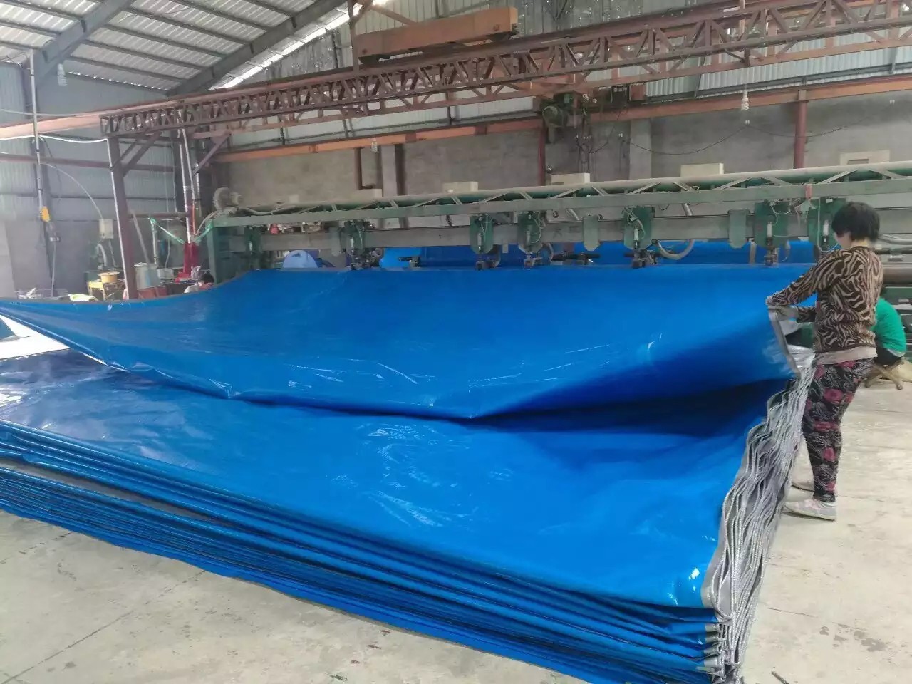 厂家批发户外防雨布两面覆膜防水加厚抗晒遮阳布车用农用蓬布盖布