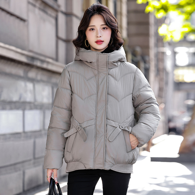 Chaqueta de algodón de pluma de invierno corto de mujer chaqueta de algodón delgada suelta nueva chaqueta de algodón con capuzas gruesa abrigo cálido