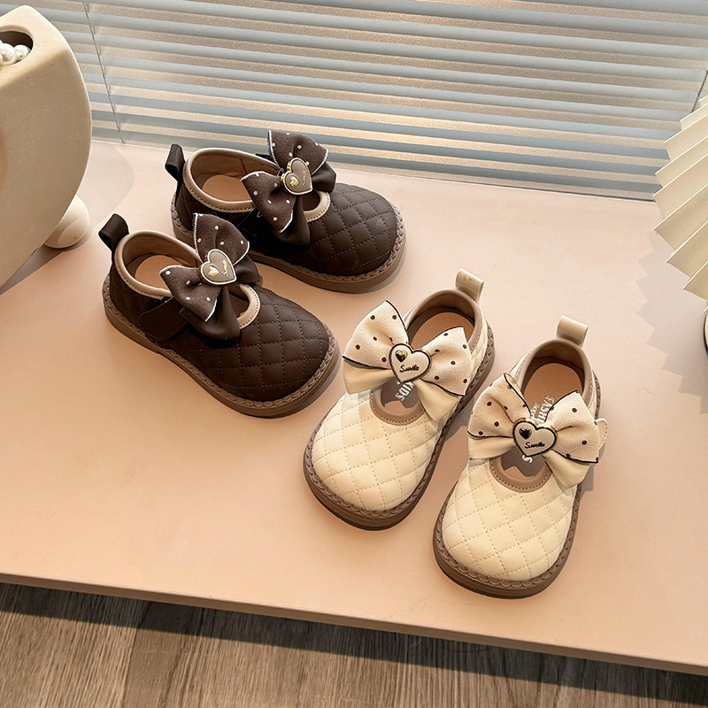 Zapatos de princesa bebé de niña primavera y otoño 2025, nuevos zapatos de cuero para niñas, niños, zapatos de frijol de frijol image 3