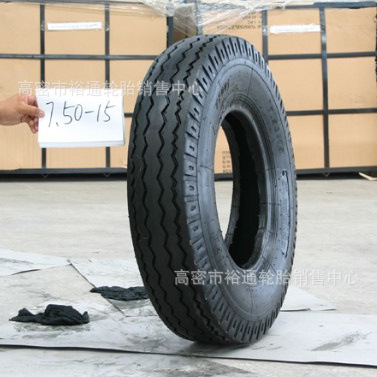 拖车平板轮胎7.50-15 7.50-16 8.25-15 水曲花纹导向轮胎10.00-15