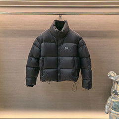毒家原标巴黎B家经典基础款刺绣90白鸭绒羽绒服短款面包服外套