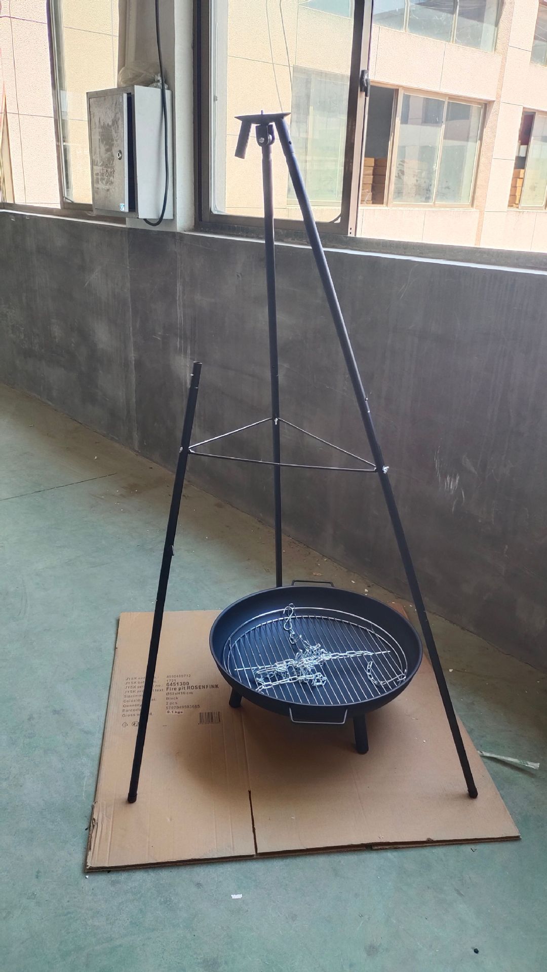 Montaña al aire libre camping colgando cadena estufa portátil plegable colgando olla fogata soporte barbacoa estufa de leña al por mayor