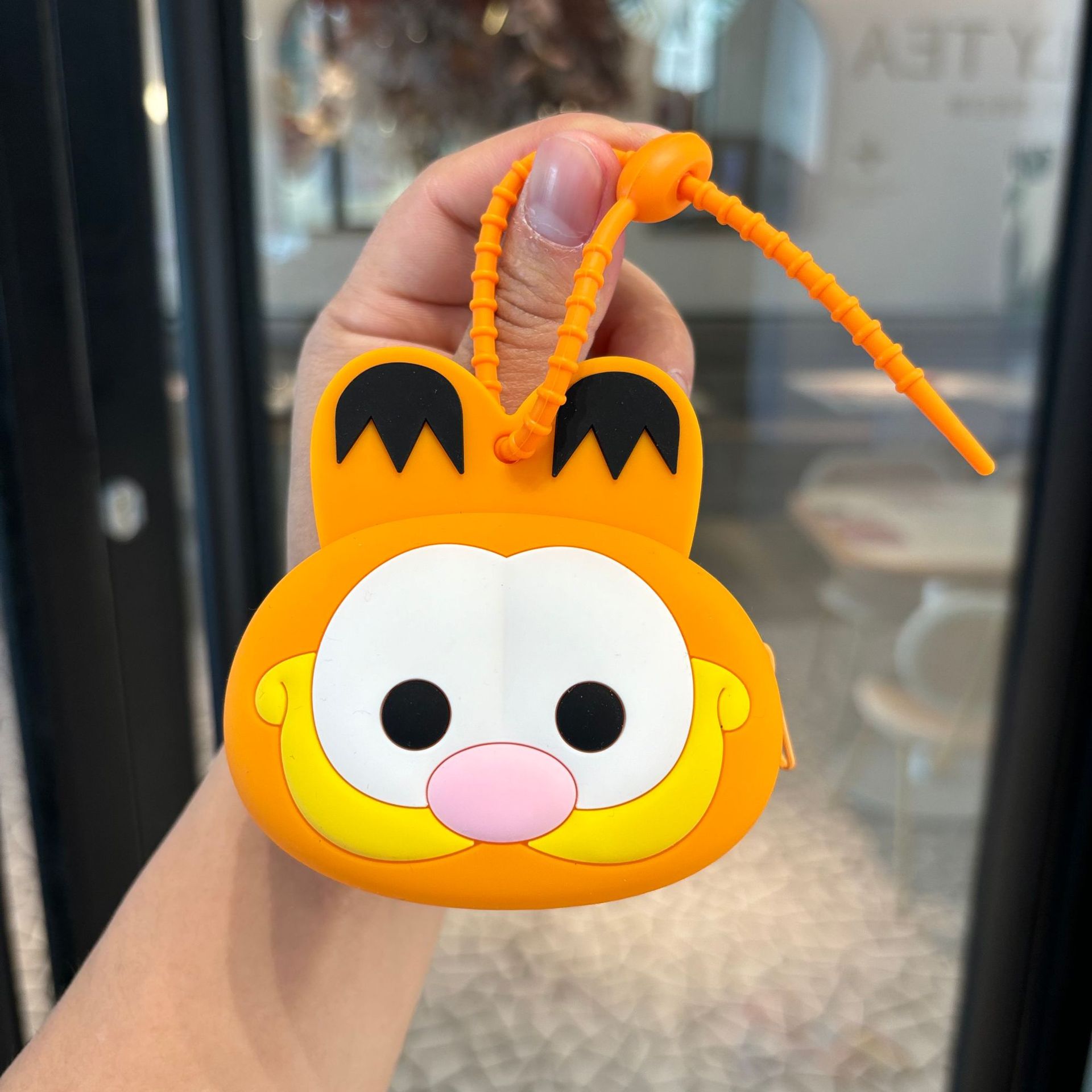 Transfronterizo Kapibara llaveros Kulomi bolsos de cambio llaves colgantes bolsos accesorios pequeños regalos al por mayor