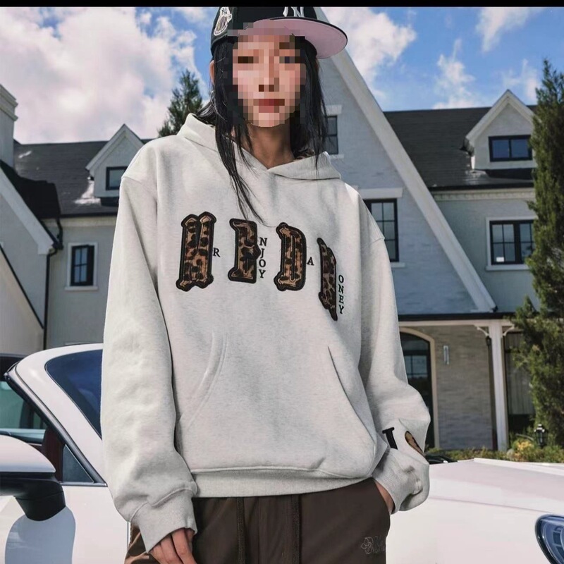 MEDM Leopard Print Double-Layer Fur Casual Hooded Sweatshirt American Style Commuting Pullover for Couples In Stock MEDM Leopard Print Double-Layer Fur Casual Hooded Sweatshirt American Style Commuting Pullover for Couples In Stock